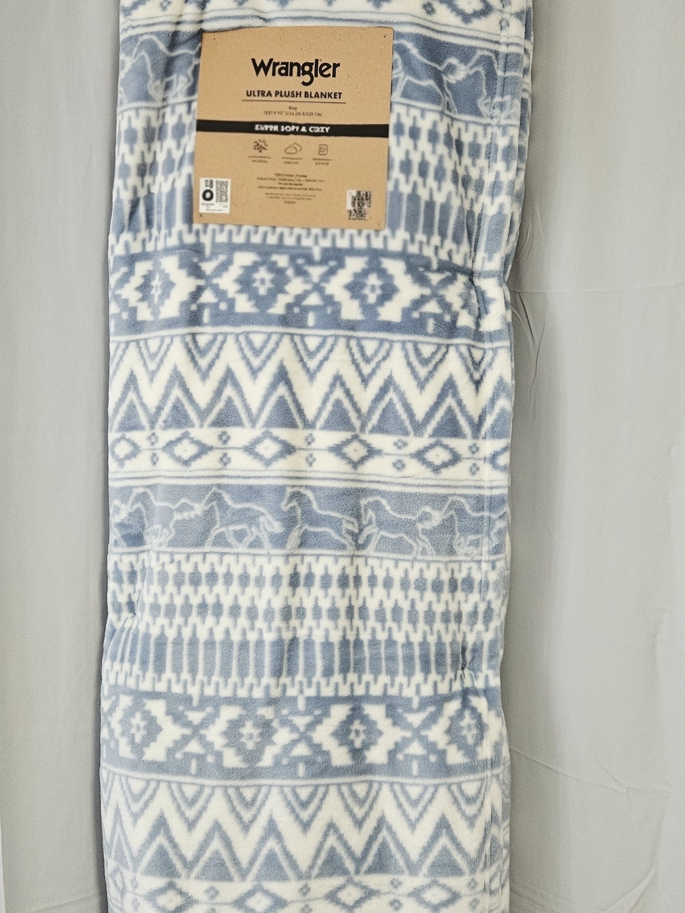 Wrangler King Size Ultra Plush Blanket – Blue & White Western Aztec | NWT